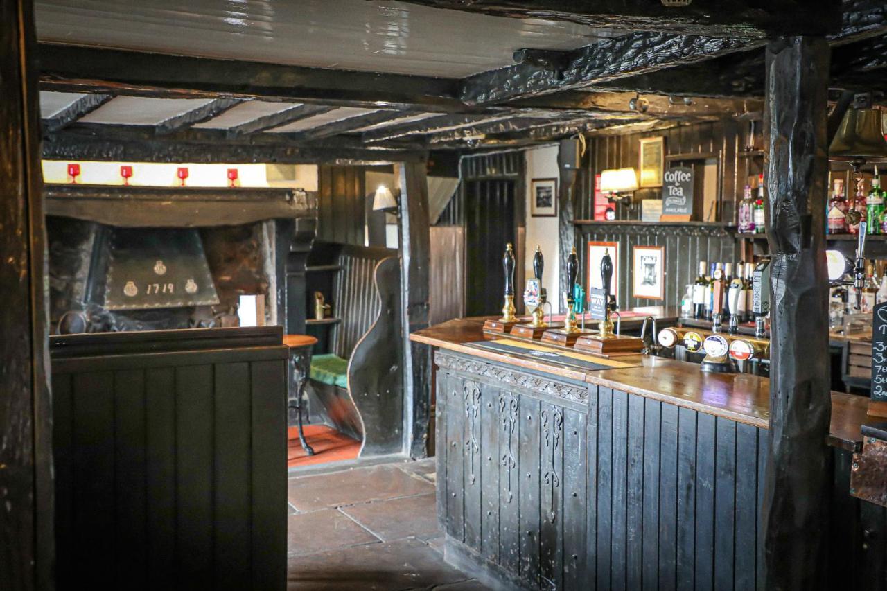 Queens Head Inn, Tirril Penrith Exterior photo